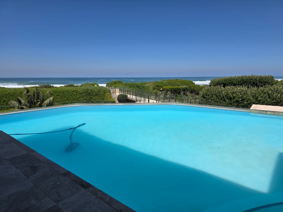 6 Bedroom Property for Sale in Myoli Beach Western Cape